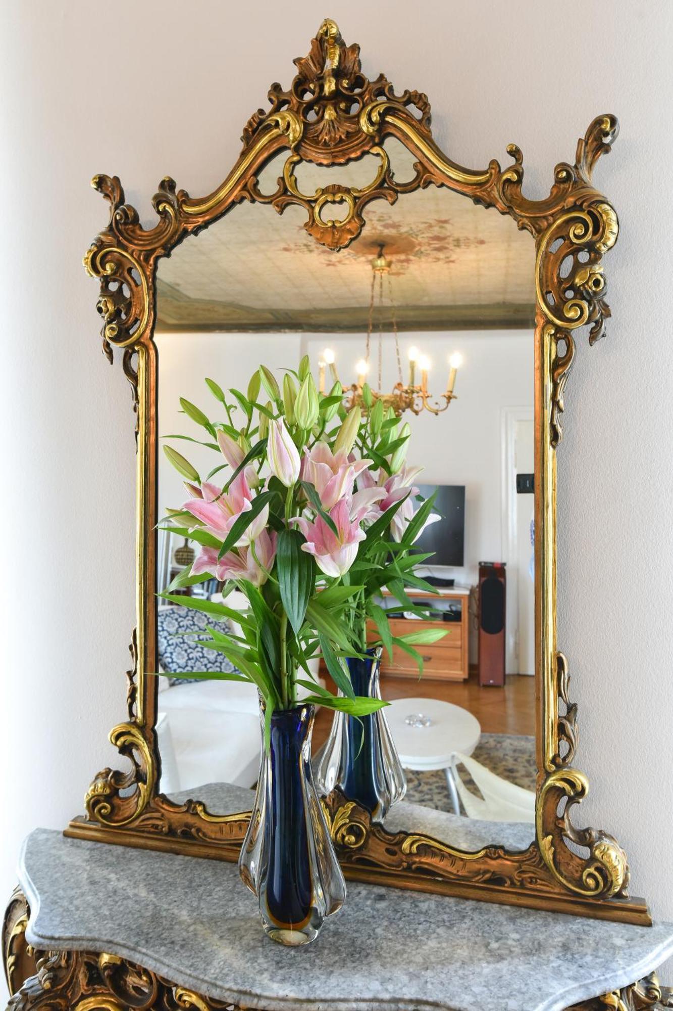 Neoclassical Luxury * Lubiana