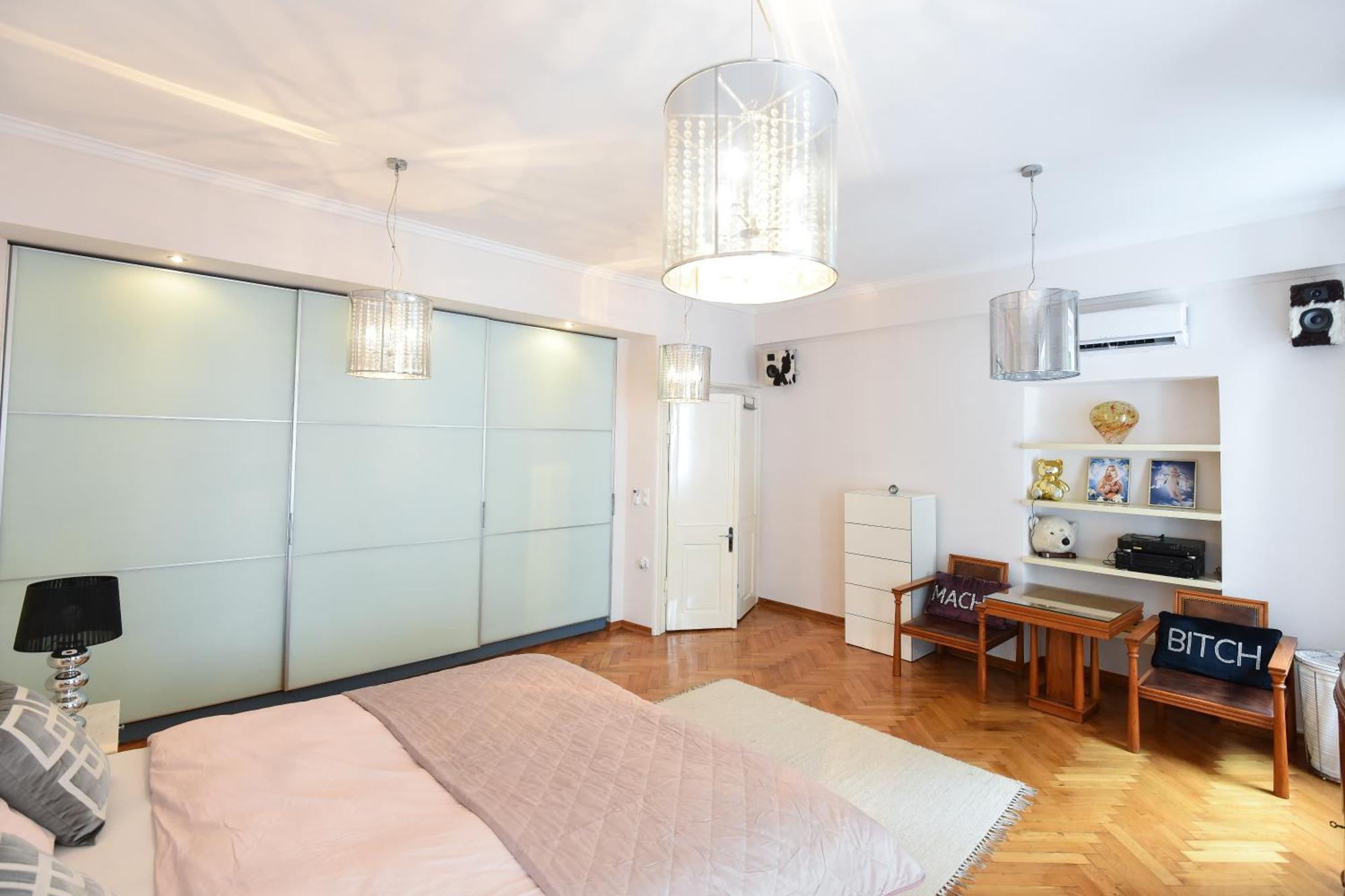 Apartman Neoclassical Luxury *