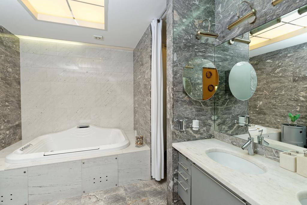 Neoclassical Luxury Appartamento