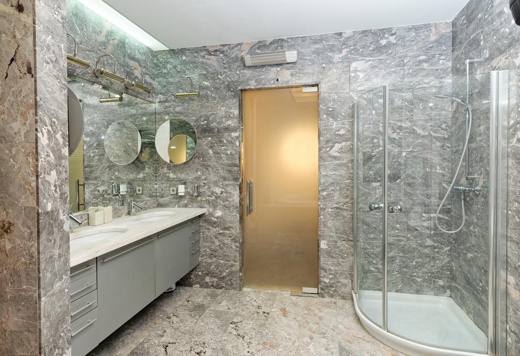 Appartamento Neoclassical Luxury